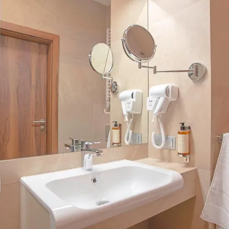 No.23 Hotel apartamentowy 4*